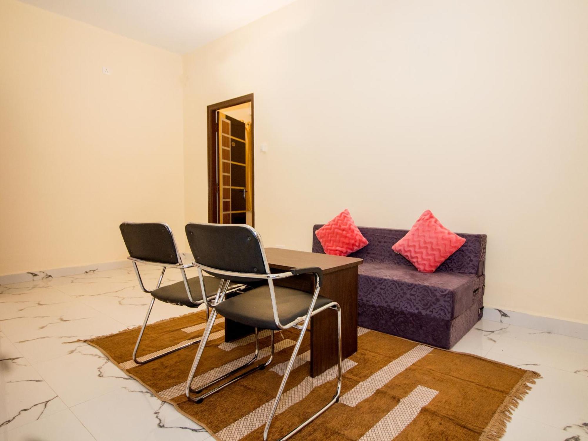 Pearl Suites, Тирупати Екстериор снимка