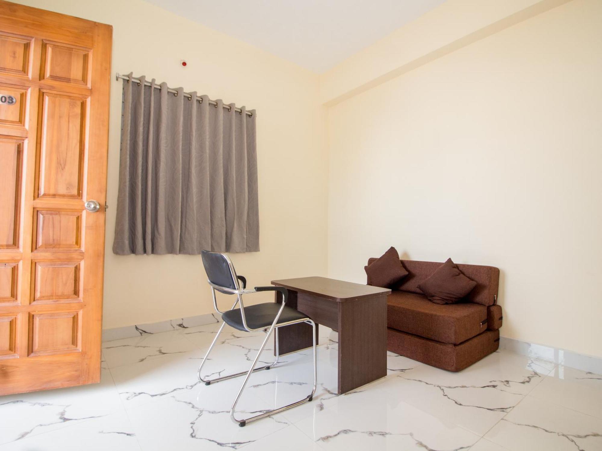 Pearl Suites, Тирупати Екстериор снимка