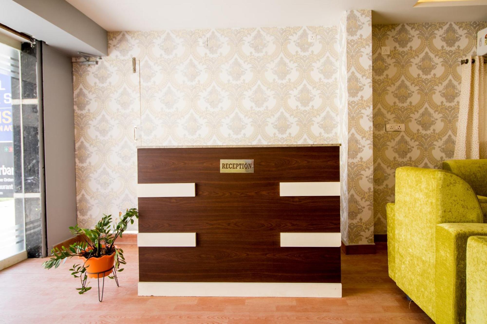 Pearl Suites, Тирупати Екстериор снимка